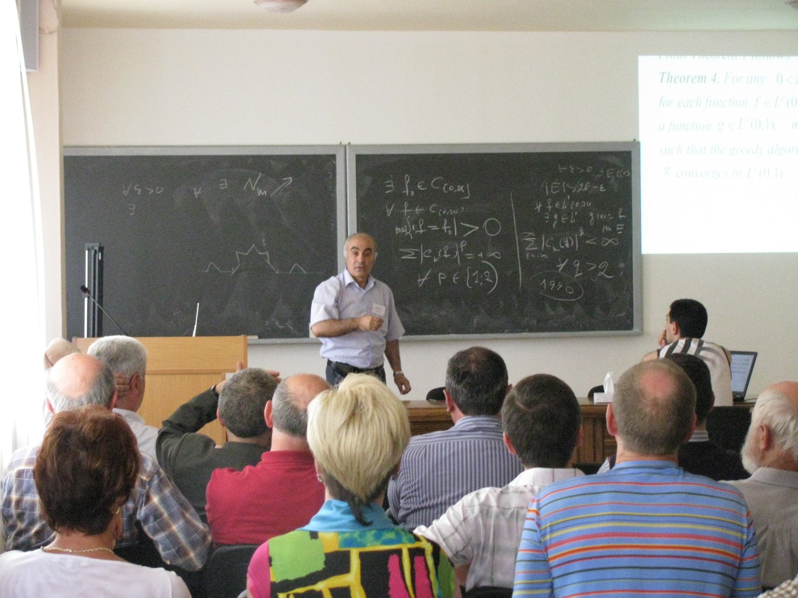 http://math.sci.am/conference/sept2008/Pics/LecturesTalks/Martin%20Grigoryan.jpg
